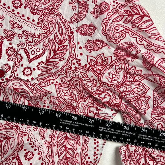 Karen Scott Petites Women's red and white paisley button-down blouse - Picture 8 of 12